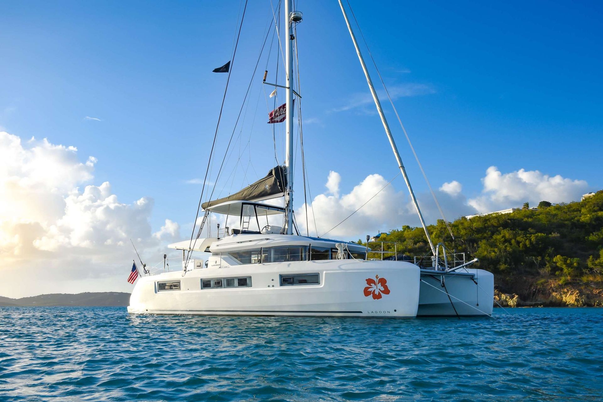 Charter catamaran yacht Delana Mae